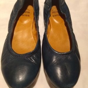 Alpine Swiss genuine leather blue shoe